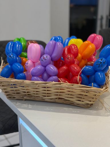 Some cute easter bunnies created by our balloon modeller!